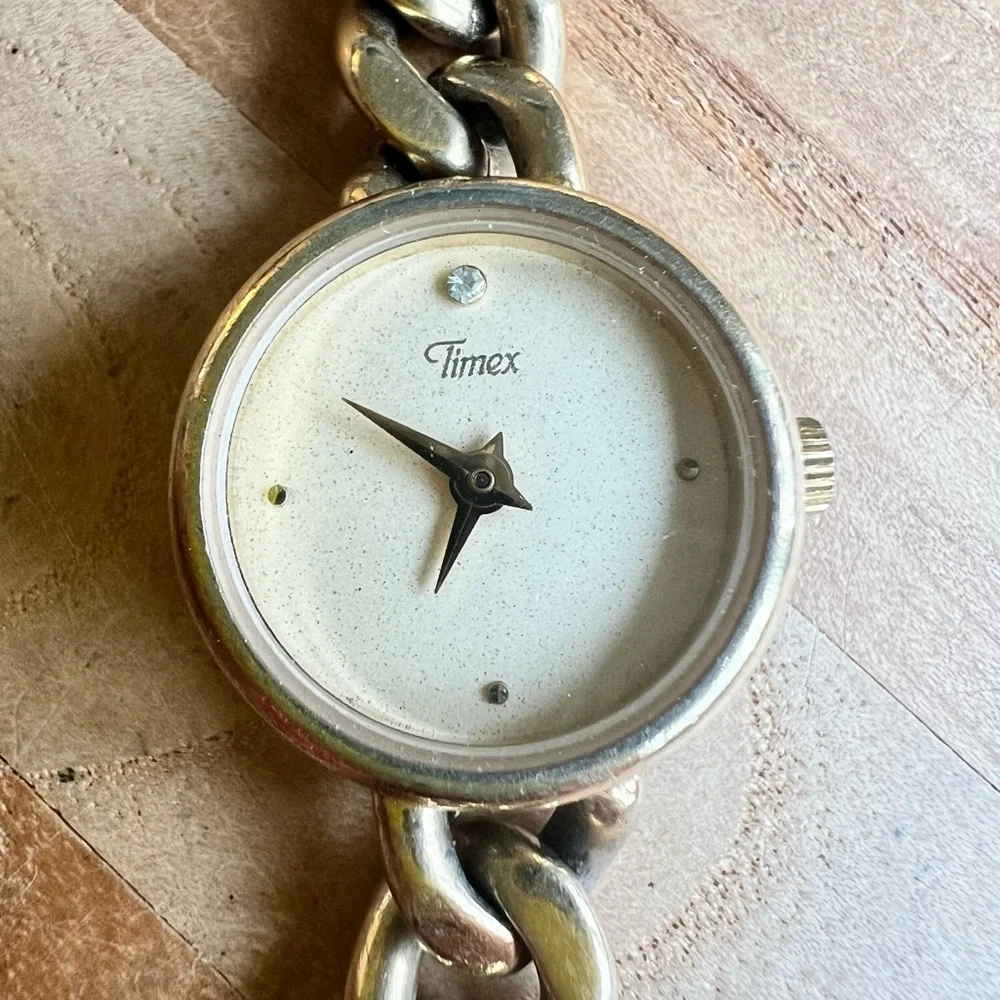 Timex ladies gold tone curb chain bracelet watch NEW BATTERY
